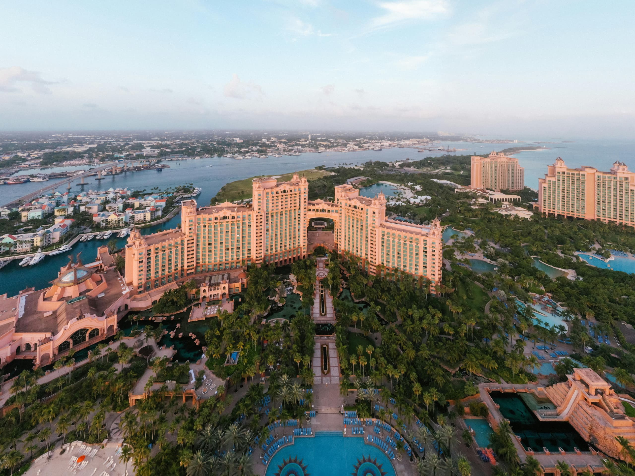 Bahamas image 2