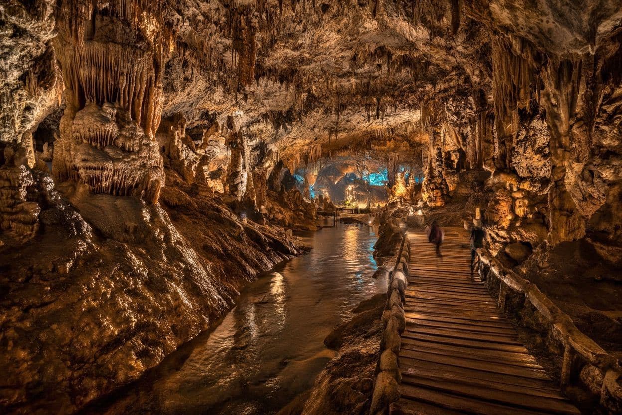 Han-sur-Lesse Caves (Grottes de Han)