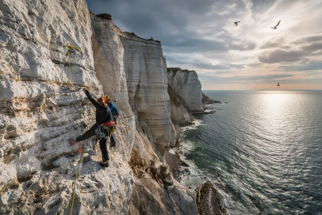 Climbing & Bouldering at Stevns Klint