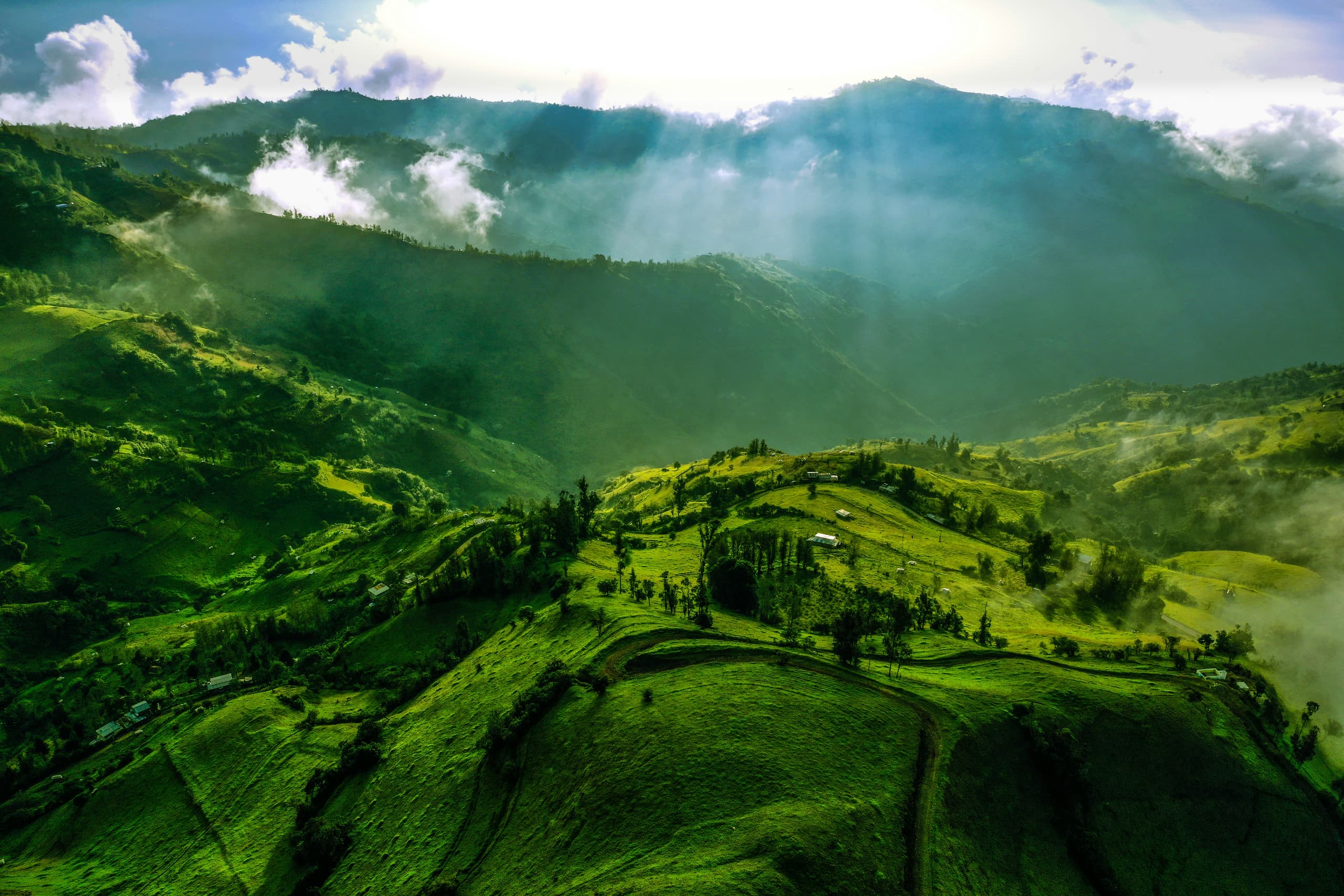 Ecuador image 3