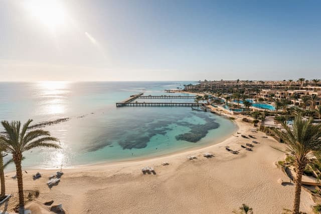 Sahl Hasheesh Beach