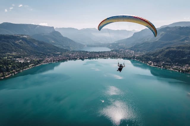 Paragliding in Annecy